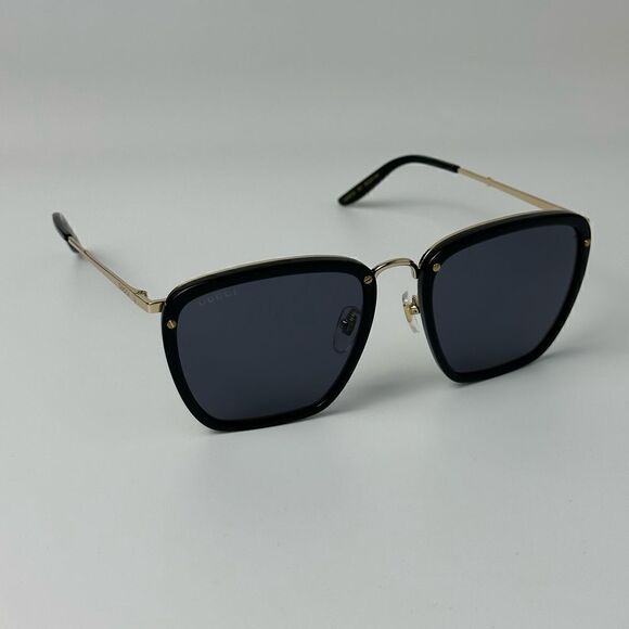 BRAND NEW GUCCI GG0673S 001 Black Gold Grey Sunglasses main image 9